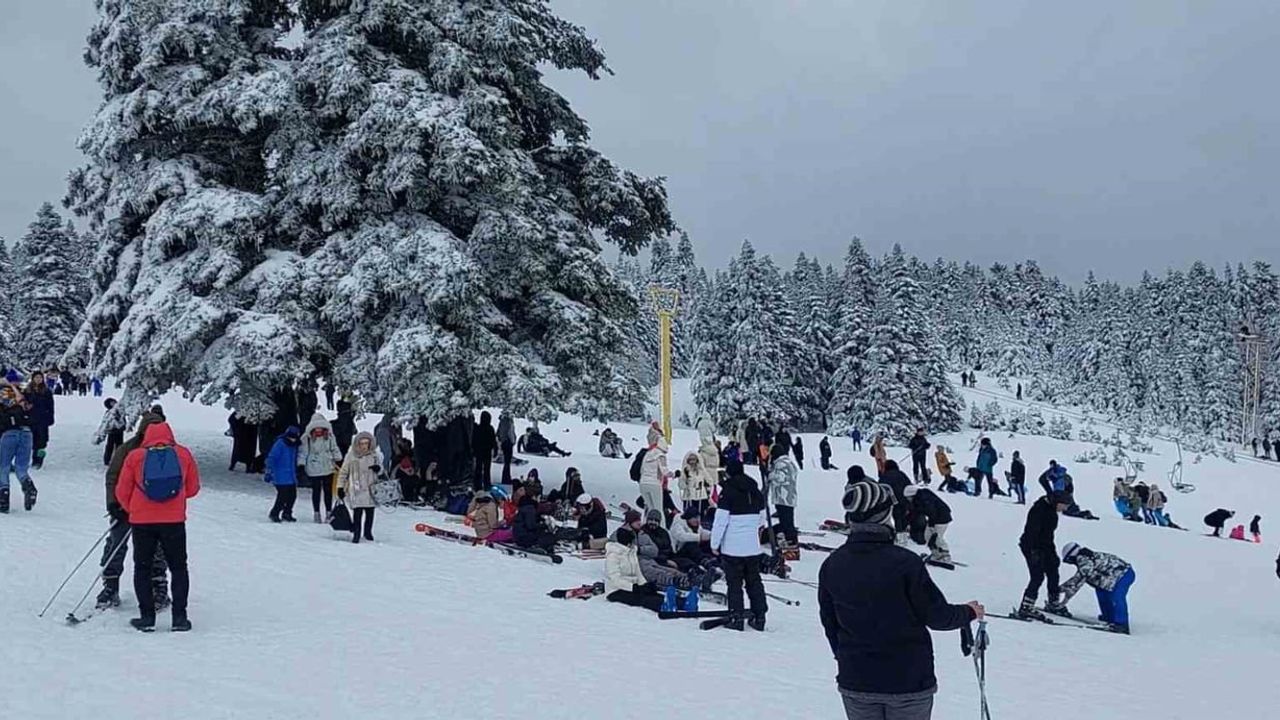 Uludağ'da Telesiyej Arızası: 40 Tatilci JAK ile Kurtarıldı