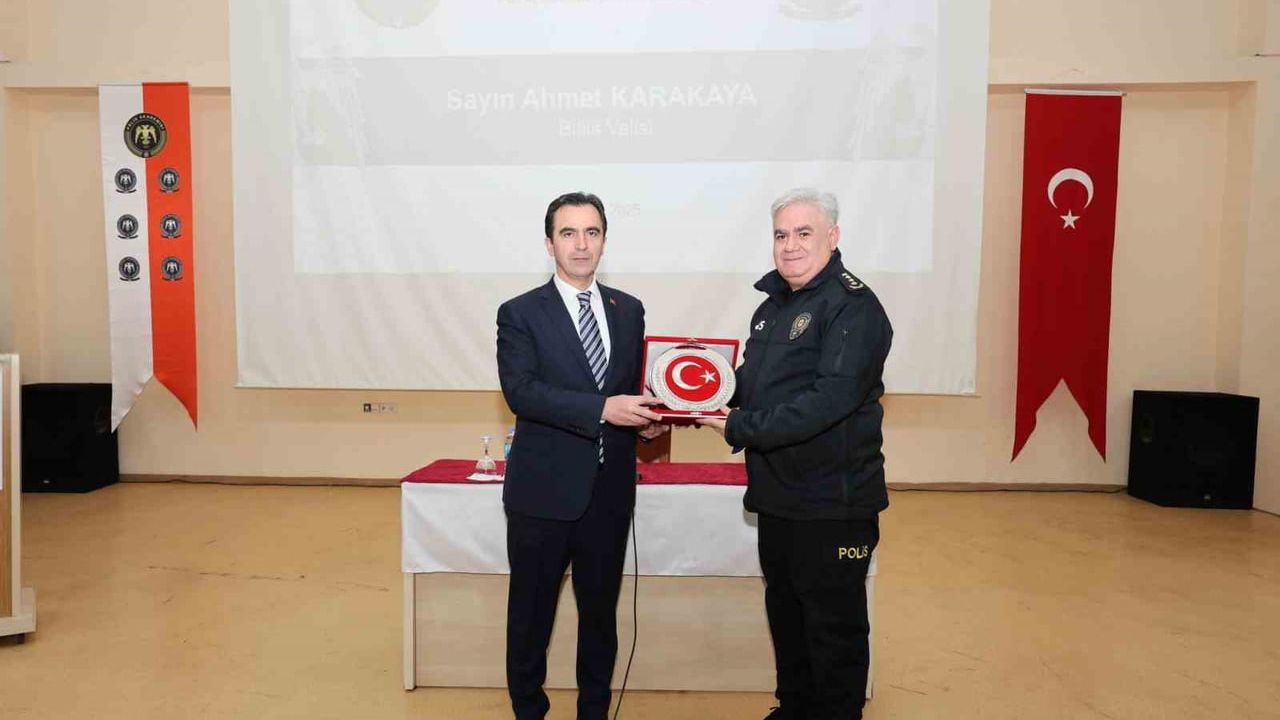 Vali Ahmet Karakaya'dan Yeni Yıl Ziyaretleri: Güvenlik ve Sağlık Birimleri