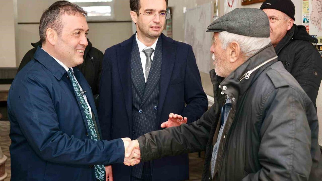 Vali Faik Oktay Sözer Dodurga'da: Belediye, Cuma Pazarı ve Jandarma Ziyareti