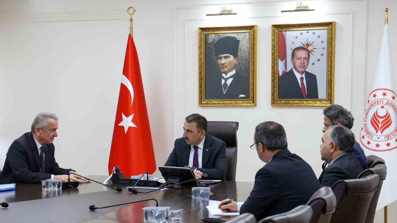 Vali Hacıbektaşoğlu Çaycuma Heyetini Kabul Etti — Projeler ve Koordinasyon