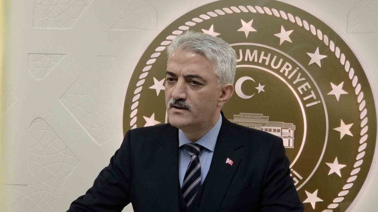 Vali Makas'tan Sındırgı depremi için geçmiş olsun mesajı