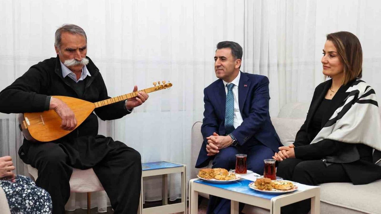 Vali Şefik Aygöl’den üç kuşağı buluşturan aile ziy…