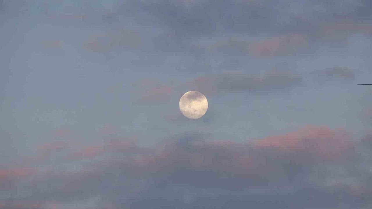 Van’da 2026'nın İlk Gökyüzü Şöleni: 'Kurt Dolunayı' ve Süper Ay