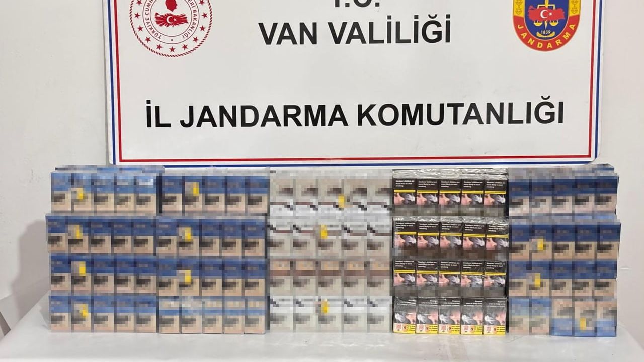 Van'da Jandarmadan Operasyon: 760 Sentetik Hap ve bin 470 Kaçak Sigara Ele Geçirildi
