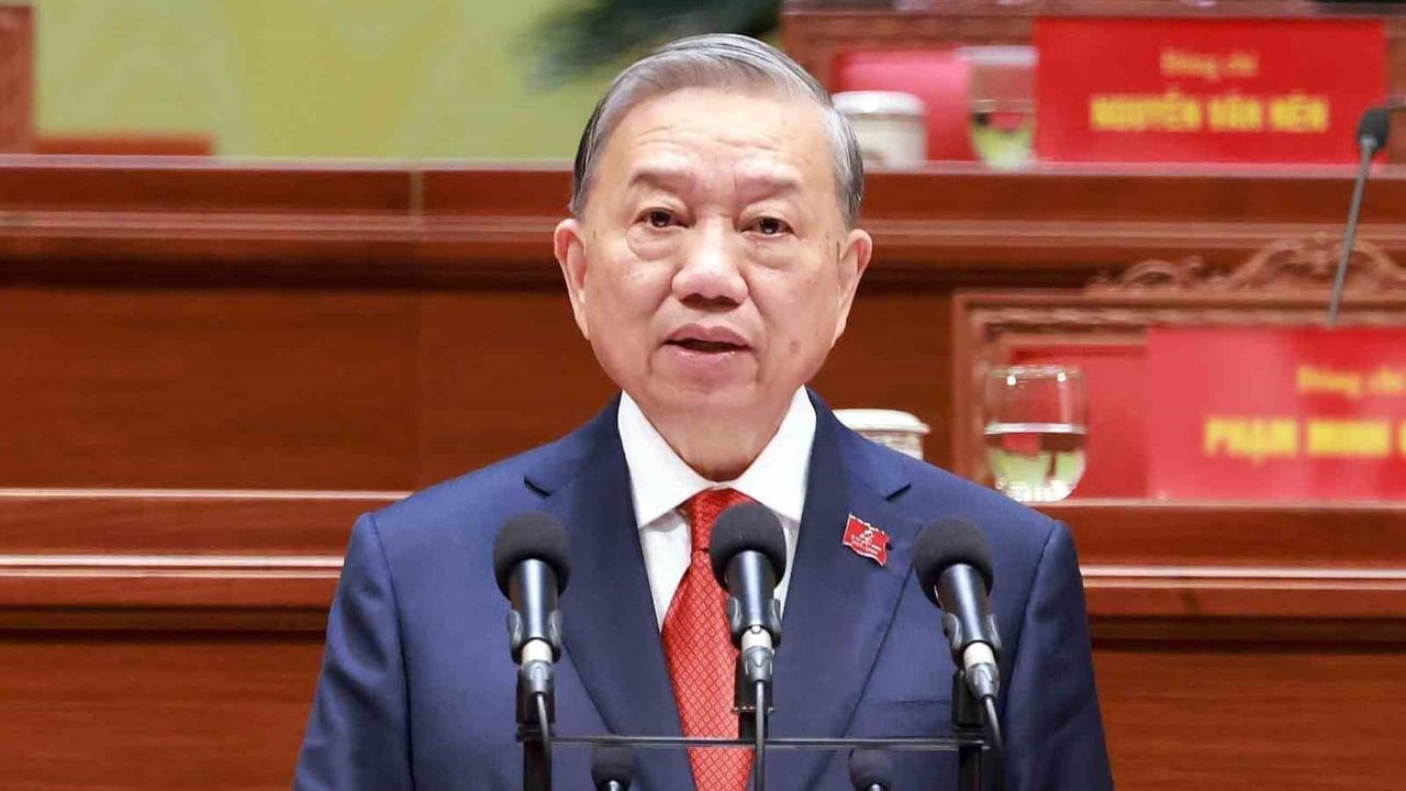 Vietnam'da To Lam yeniden Genel Sekreter seçildi