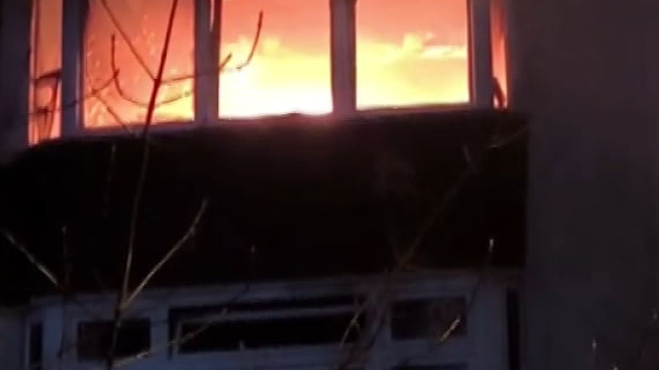 Yalova'da çatı katı mangal yangını: Şahıs gözaltında