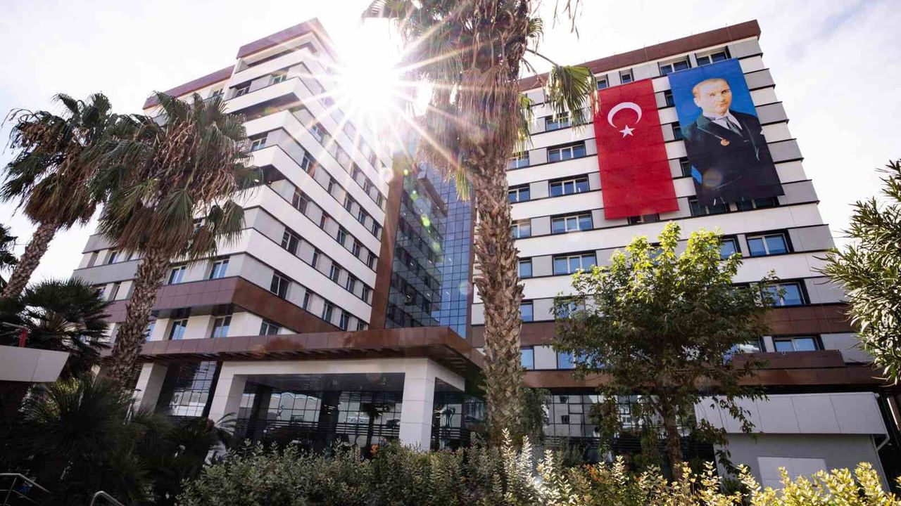 Yaşar Üniversitesi M Blok: 420 Ton Yağmur Suyu ve Akıllı Enerjiyle LEED Hedefi