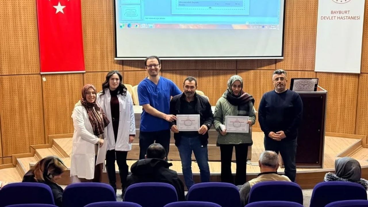 Yeni Yılın İlk Ayında Diyabet Okulu Eğitimi Yoğun Katılımla Gerçekleşti