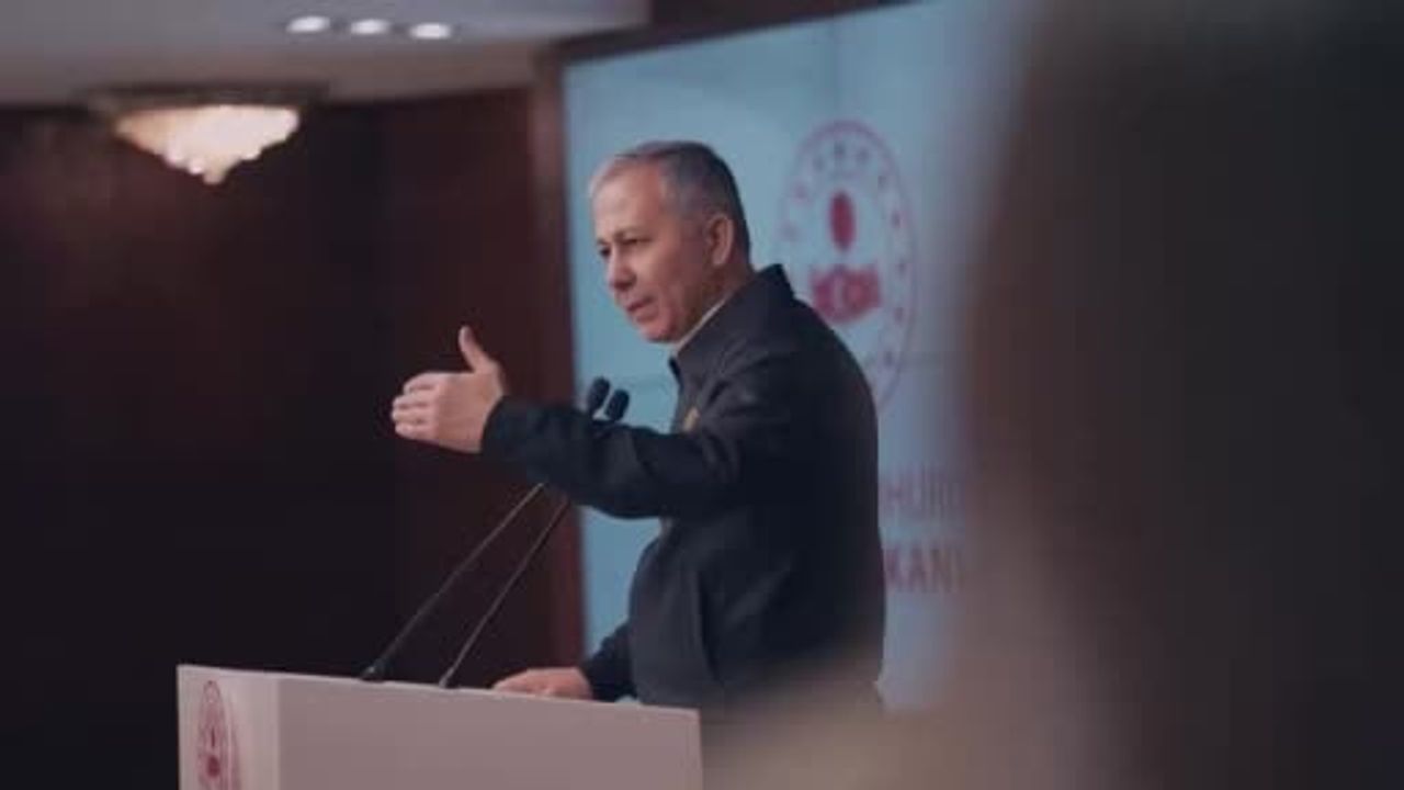 Yerlikaya, yeni atanan ve görev yeri değişen valilerle buluştu