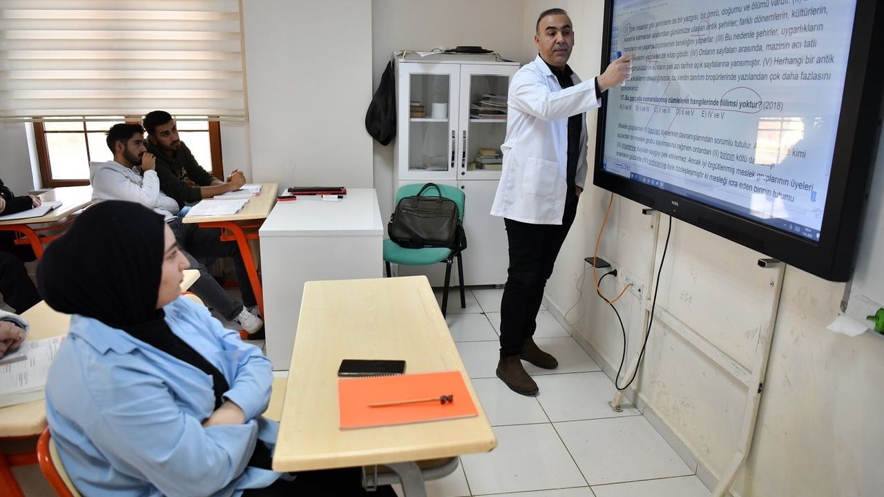 Yeşilyurt’ta Ara Tatilde Ücretsiz LGS ve DYK Hazırlık Kursları