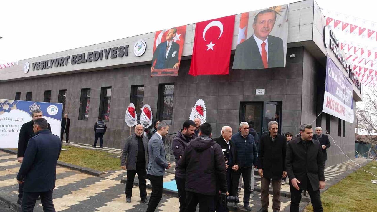 Yeşilyurt'ta Diyarbakırlılar Taziye Evi Açıldı