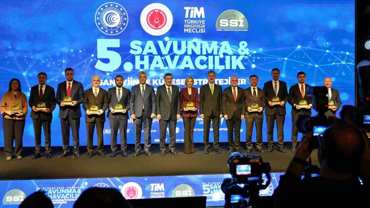 Yılmaz: 'Geçmişte Satılmayanı Bugün Dünyaya Satıyoruz' — Savunma Sanayi Atılımı