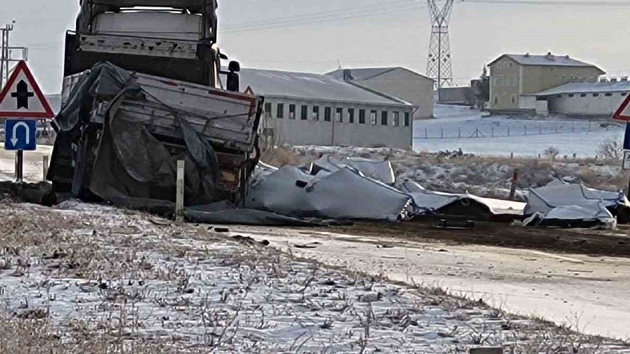 Yozgat’ta Zincirleme Kaza: 3 Kişi Yaralandı