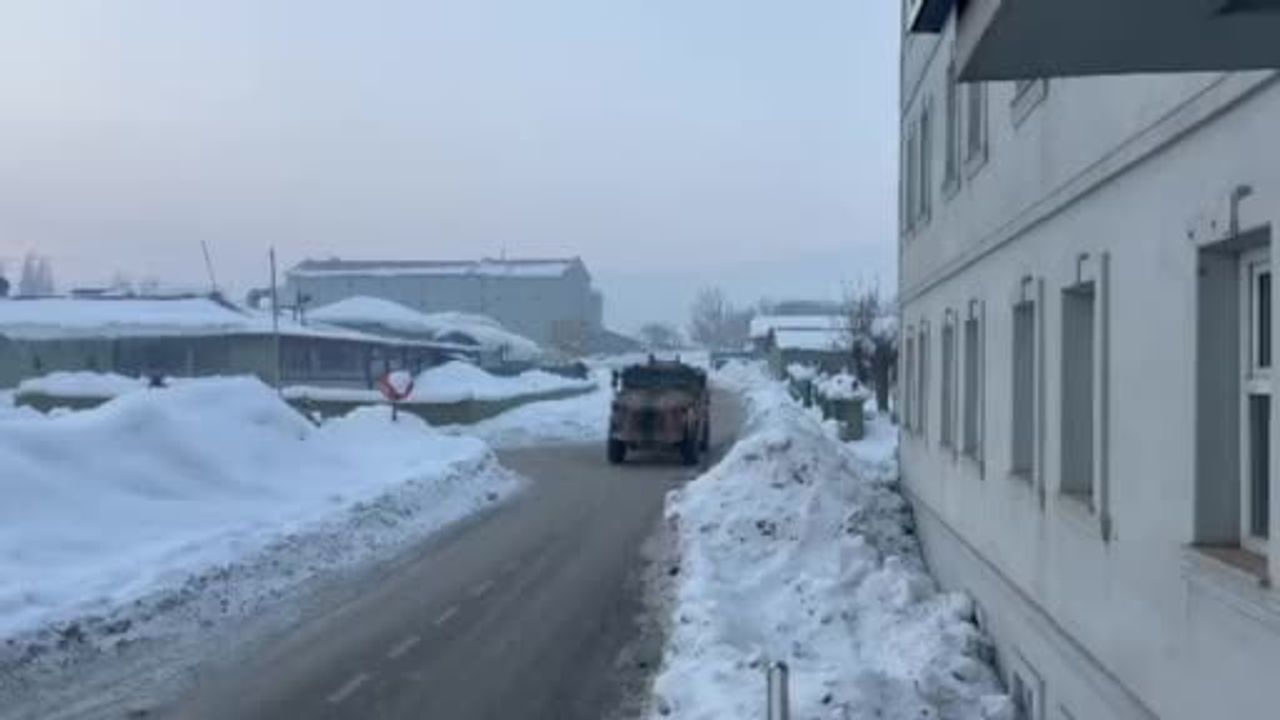 Yüksekova'da 860 kg Uyuşturucu Ele Geçirildi — Bakan Yerlikaya'dan Açıklama