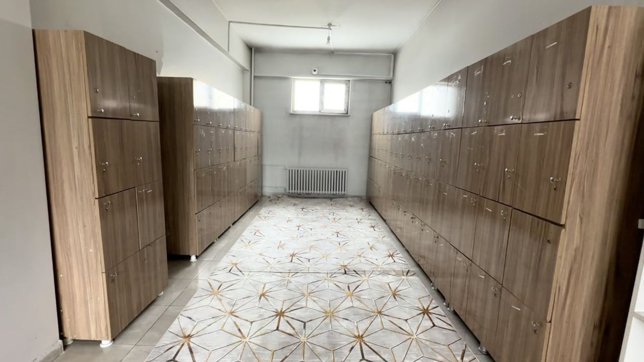 Yüksekova'da Hijyen Seferberliği: Okullar İkinci Döneme Hazır