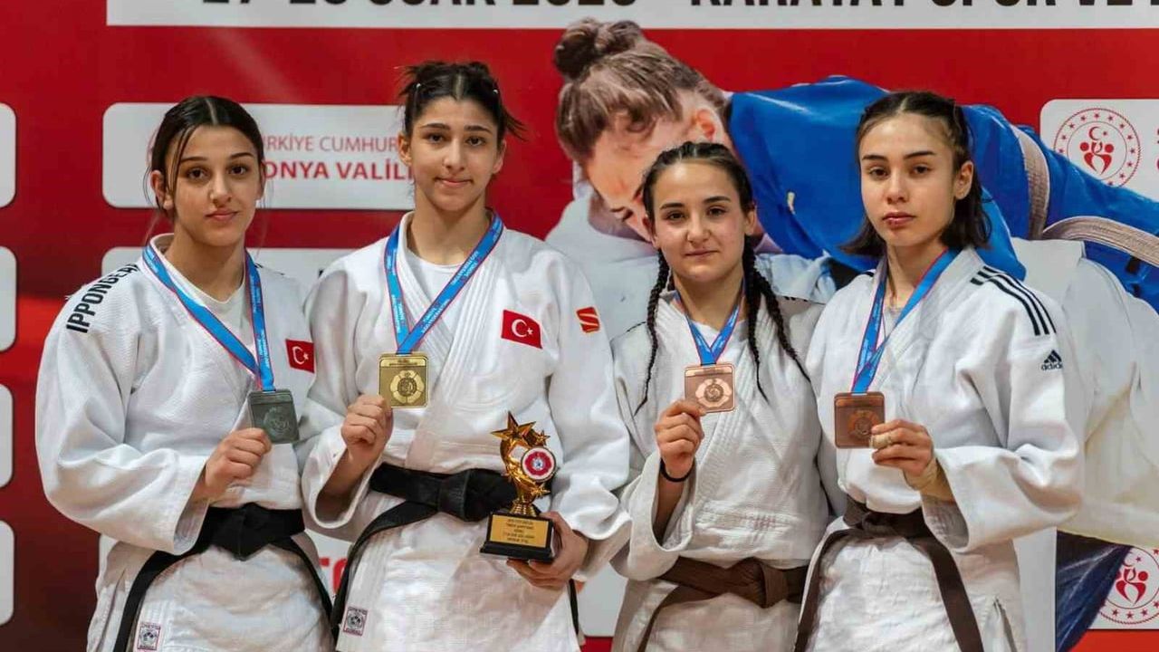 Yunusemreli Kevser Gizem Bükülmez Konya'da Bronzla Milli Takıma Davet