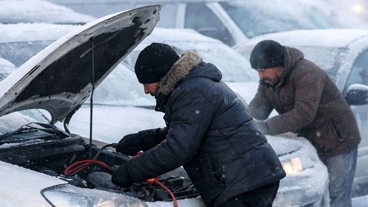 Zemheri Erzincan’ı Dondurdu: 4 Ocak’ta Hava -20, Araçlar Sabah Çalışmadı