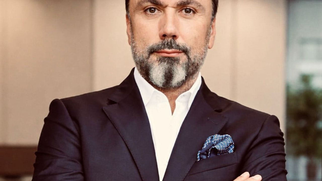 Altında Sert Dalgalanma: Ons Altın Yaklaşık %11 Geriledi