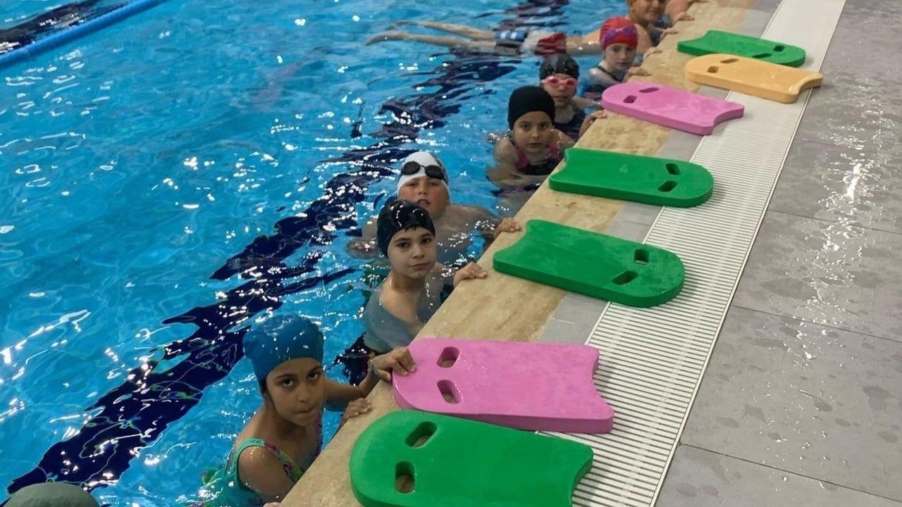 Bilecik'te Spor Okullarında Yüzme Antrenmanları Devam Ediyor