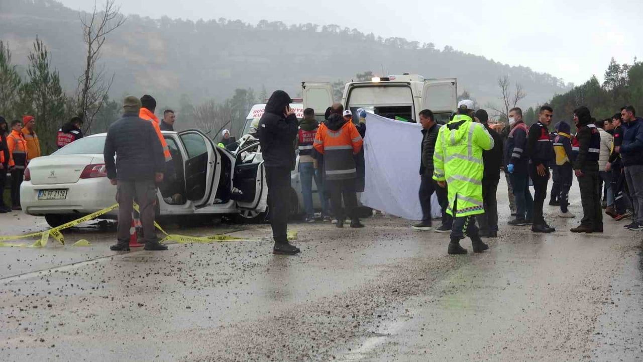 Burdur Ağlasun'da Feci Kaza: 7 Kişi Hayatını Kaybetti, İsimler Açıklandı