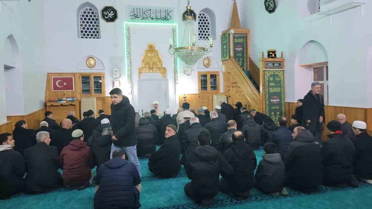 Bursa'nın Fethi 700. Yılında Namazgah Camii'nde Asırlık Fetih Geleneği Yeniden Canlandı