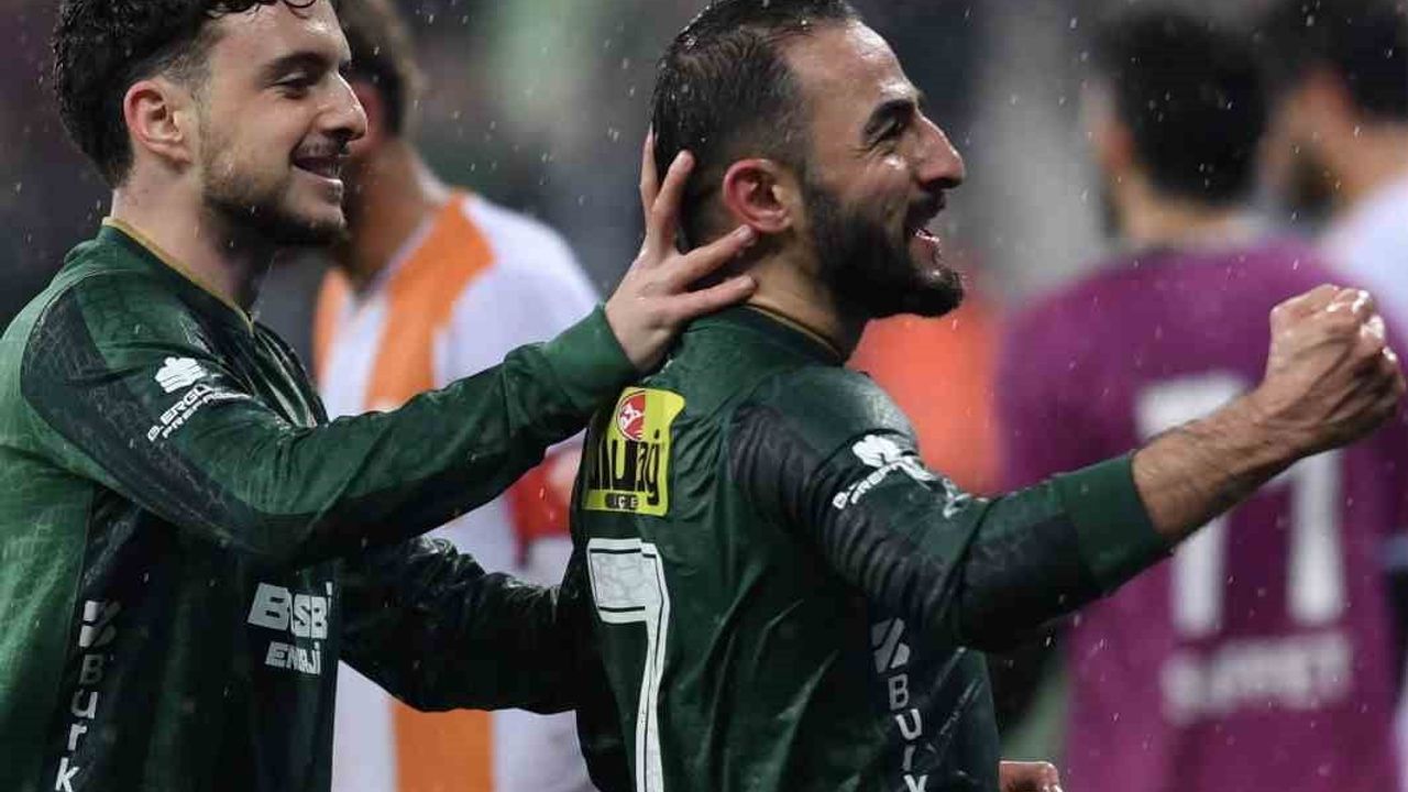 Bursaspor 6-0 Adanaspor | TFF 2. Lig Kırmızı Grup