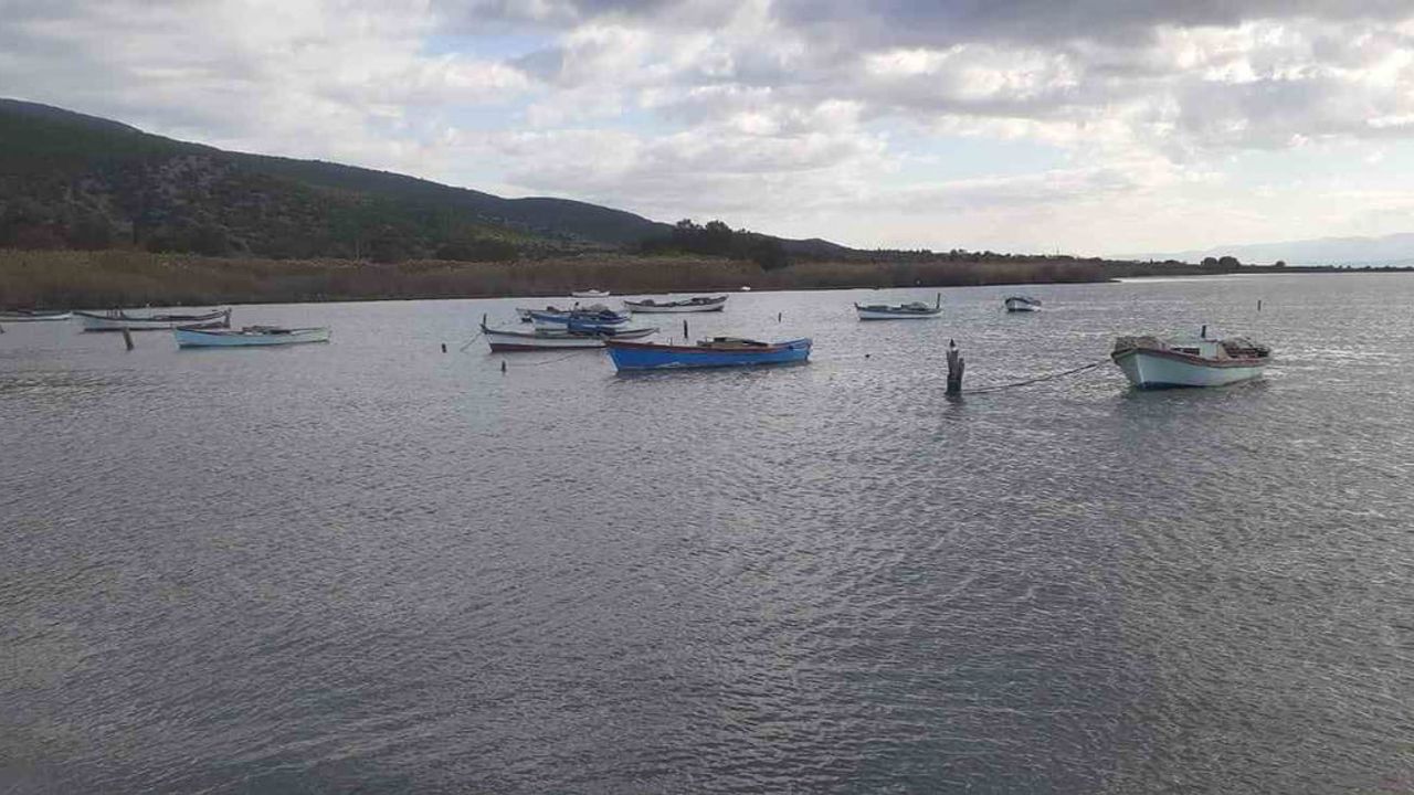 Didim'de Balıkçılara Fırtına Uyarısı