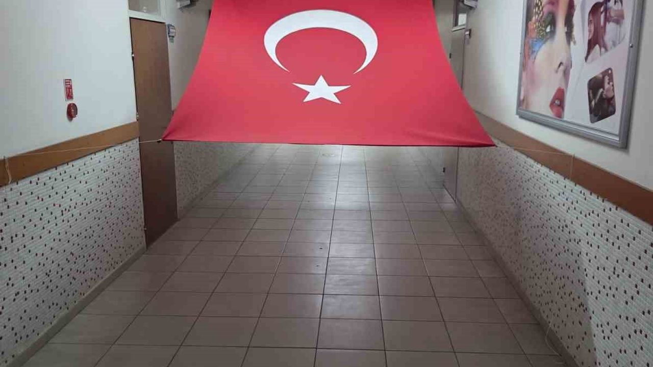 Efeler’de İkinci Dönem 2 Şubat’ta 'Bayrak Sevgisi' Dersiyle Başlıyor