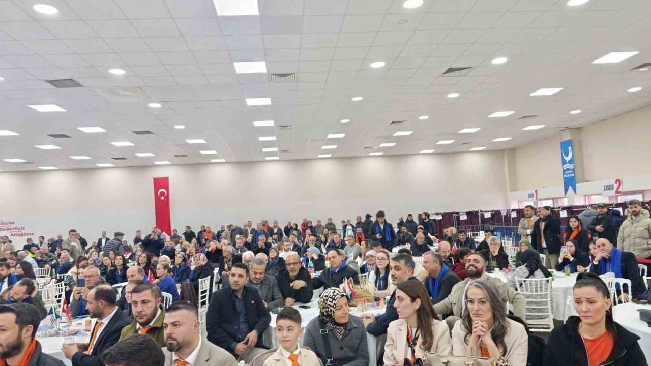 İsa Özbek, Aliağa Esnaf ve Sanatkârlar Odası Başkanı Seçildi