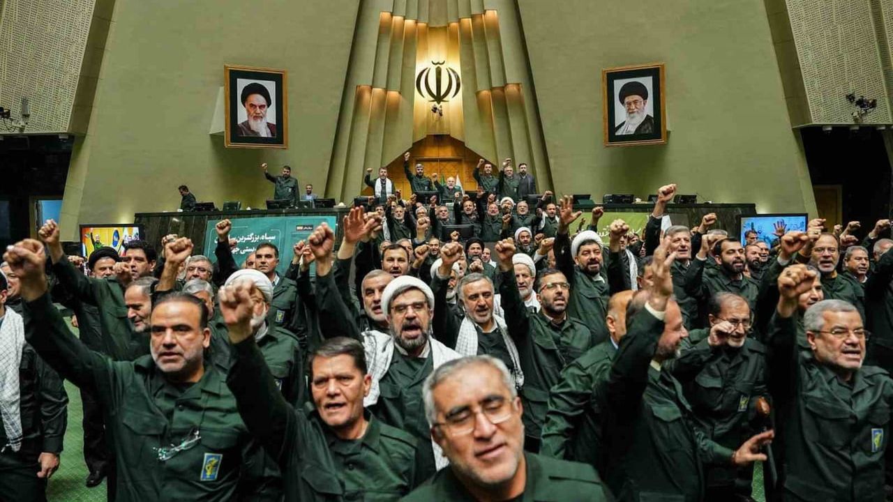 Kalibaf: AB’nin DMO Kararı Avrupa Ordularını 'Terör Örgütü' Sayar