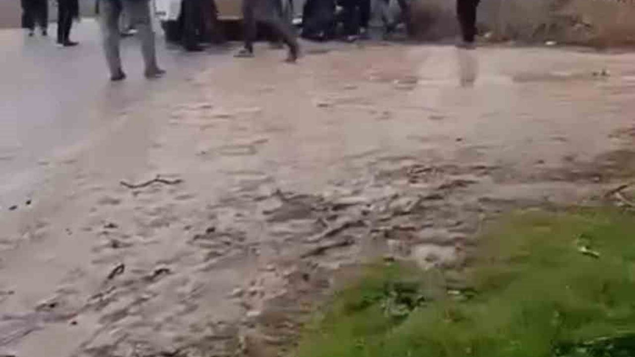 Şanlıurfa'da Kazmalı ve Kürekli Arazi Kavgası: 7 Yaralı