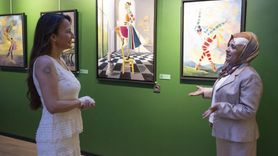 Nazende Yücel'in 'Renkler ve Kadınlar' Sergisi Ankara'da Açıldı