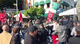 Antalya'da Yörükeli ve TİP Üyeleri Arasında Tartışma—Polis Müdahale Etti