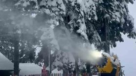 Arkut Dağı'nda yapay kar sistemiyle kayak sezonu 30 Nisan'a uzadı