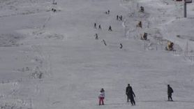 Erciyes'te Kayak Sezonu Açıldı: Kayakseverler Pistlere Akın Etti