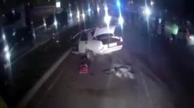 Hatay'da Tofaş Tırla Çarpıştı: Otomobil İkiye Bölündü