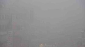 Kilis’te Yoğun Sis Trafikte Görüşü Düşürdü