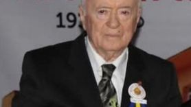 Zonguldak'ta Eski Başkan Yüksel Aytaç Toprağa Verildi