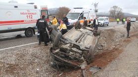 Konya Beyşehir'de otomobil devrildi — Aynı aileden 6 yaralı