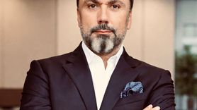 Altında Sert Dalgalanma: Ons Altın Yaklaşık %11 Geriledi