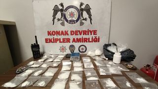İzmir'de Uyuşturucu Operasyonu: 2 Şüpheli Tutuklandı