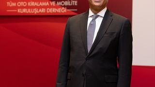TOKKDER Başkanı Kağan Yaşa'dan Araç Kiralama Uyarısı: Güvenilir Markaları Tercih Edin