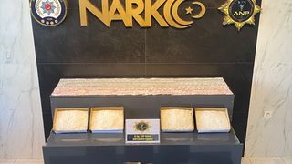 Ağrı'da 8 Kilo Uyuşturucu ile 3 İranlı Gözaltına Alındı