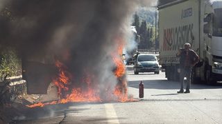 Anadolu Otoyolu'nda Yangın: Kamyonet Kullanılamaz Hale Geldi