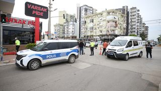 Antalya'da İki Grup Arasında Silahlı Kavga: 4 Yaralı