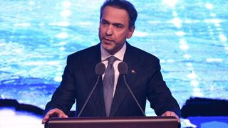 Bakan Bayraktar: 2024'te Yenilenebilir Enerjide Rekor Kurulu Güç Devreye Alındı