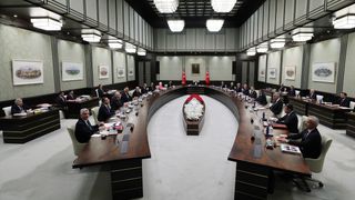 Cumhurbaşkanlığı Kabinesi Toplandı: Kritik Gündem Maddeleri Görüşülecek