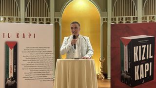 Gazze'nin Hafızası: Kızıl Kapı Üçlemesi Tanıtıldı