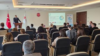 Genç İletişimciler İzmir'de Dijitalleşme Çalıştayı'nda Buluştu