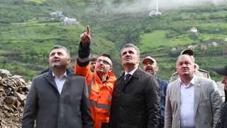 Gümüşhane-Giresun Kara Yolu Heyelan Nedeniyle Ulaşıma Açıldı